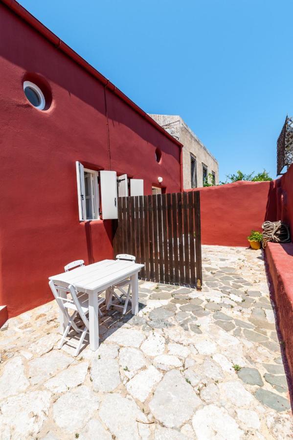 Atlantis Houses Chalki Town Екстер'єр фото