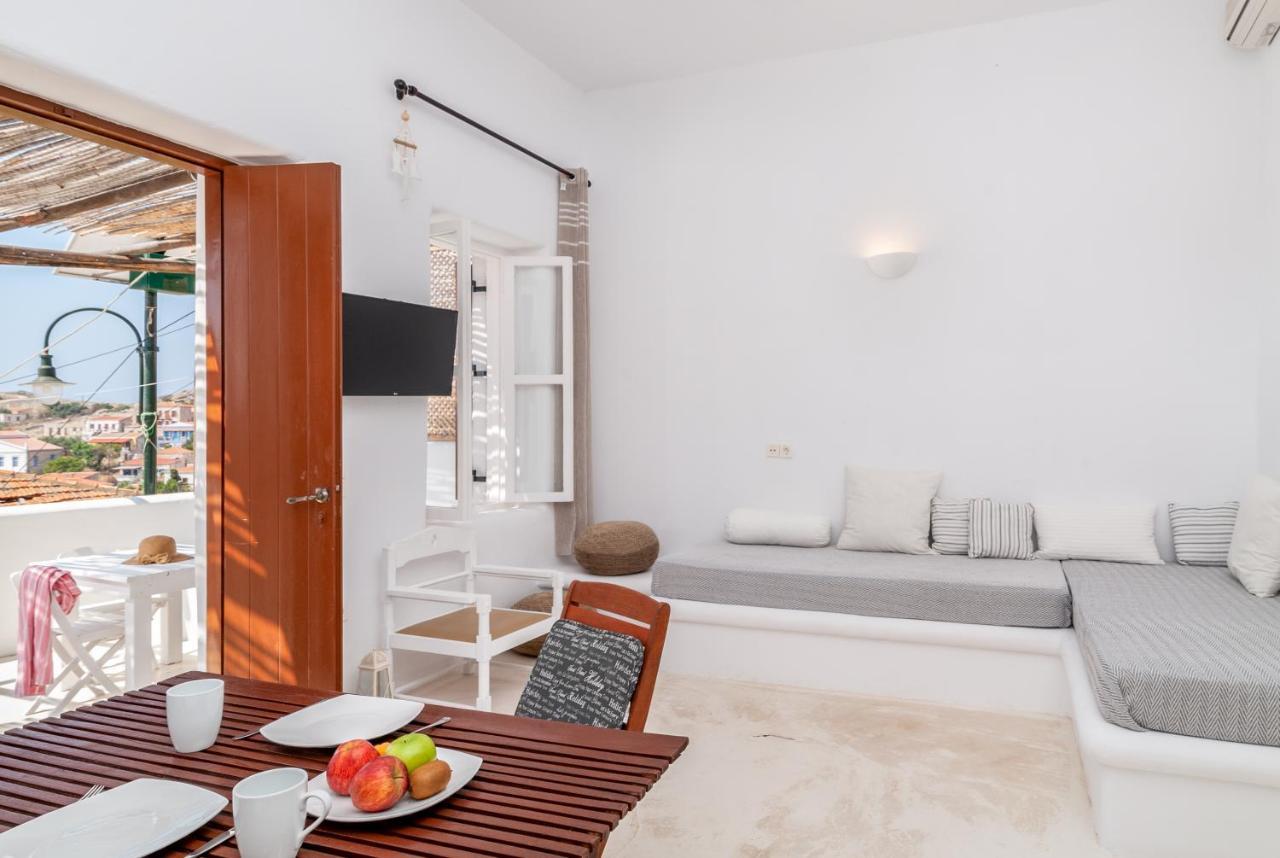 Atlantis Houses Chalki Town Екстер'єр фото