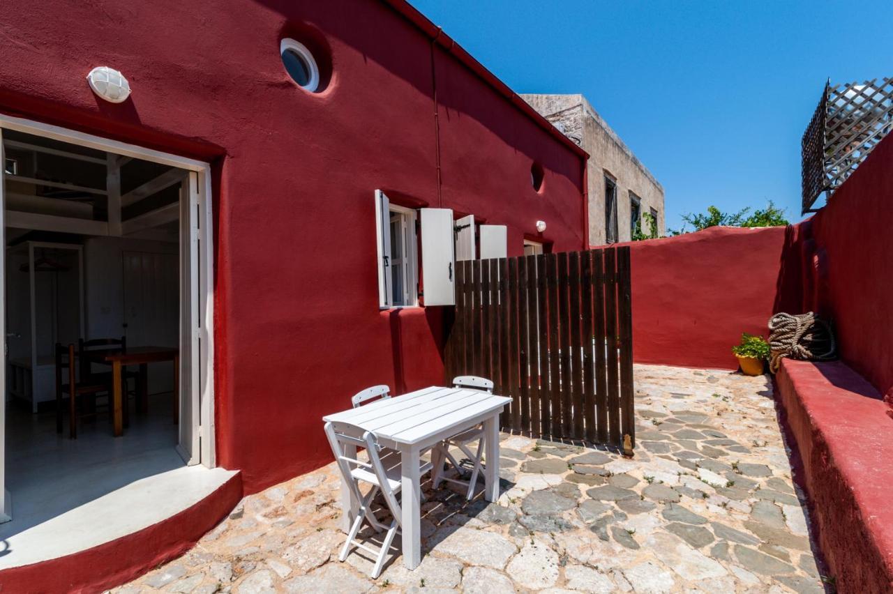 Atlantis Houses Chalki Town Екстер'єр фото