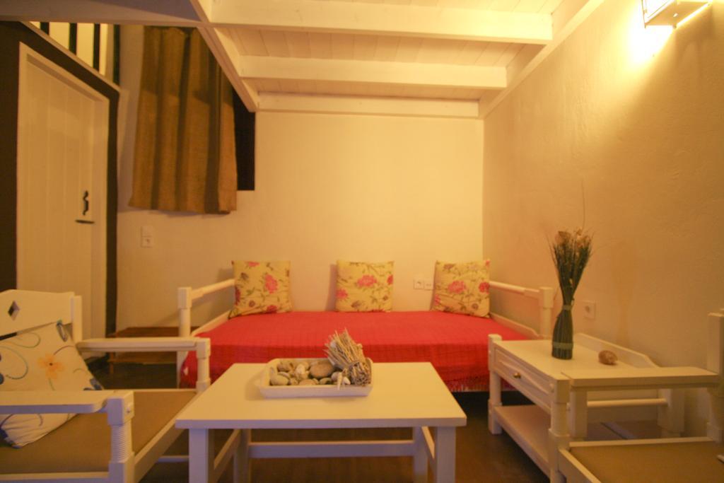 Atlantis Houses Chalki Town Екстер'єр фото