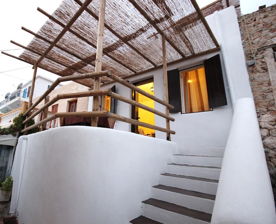 Atlantis Houses Chalki Town Екстер'єр фото